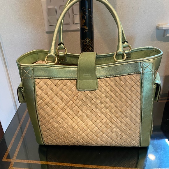 Coach Woven Satchel with Green Leather Trim Pre-owned - Picture 5 of 7